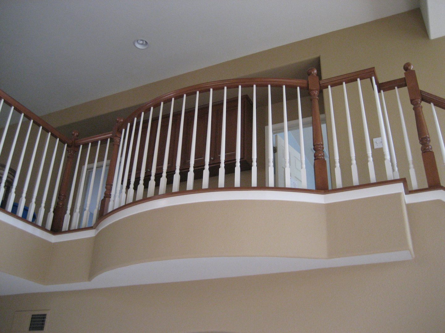 Elegant indoor balcony design