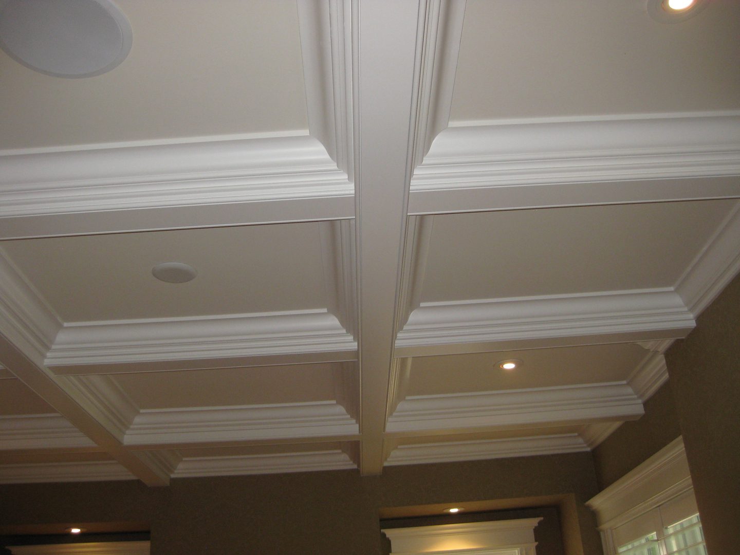 Elegant coffered ceiling design